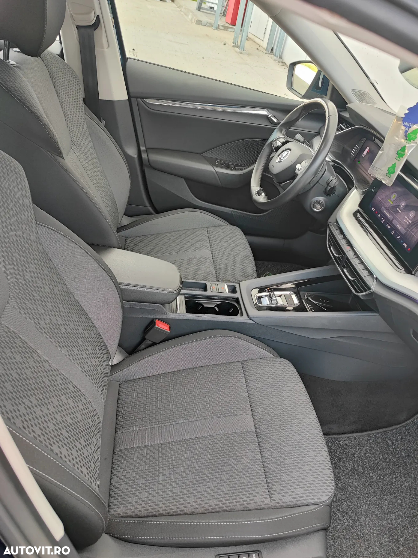 Skoda Octavia 2.0 TDI DSG Clever - 7