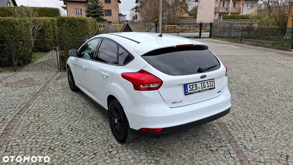 Ford Focus 1.0 EcoBoost Trend - 12