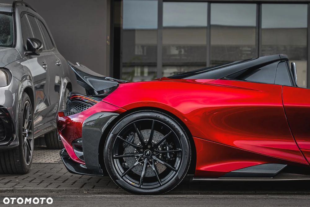 McLaren 765LT Spider - 18