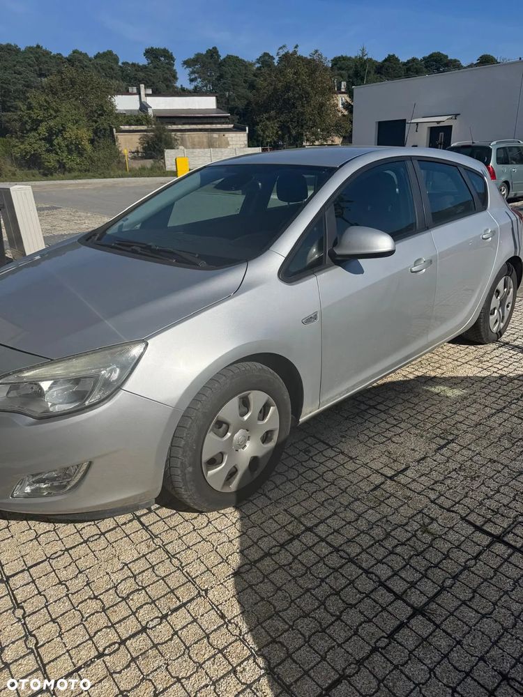 Opel Astra - 6