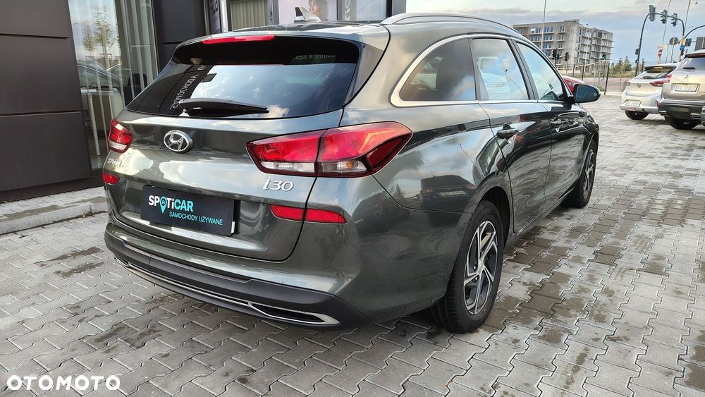 Hyundai i30 1.5 DPI Comfort - 3