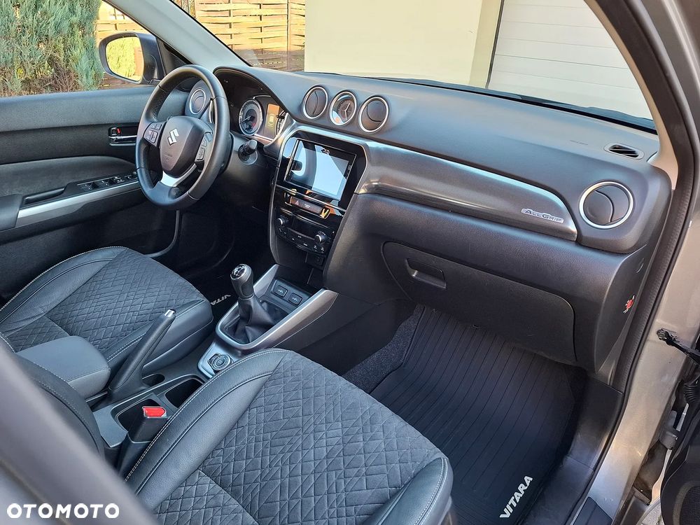 Suzuki Vitara - 12