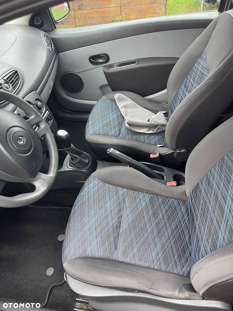 Renault Clio - 20