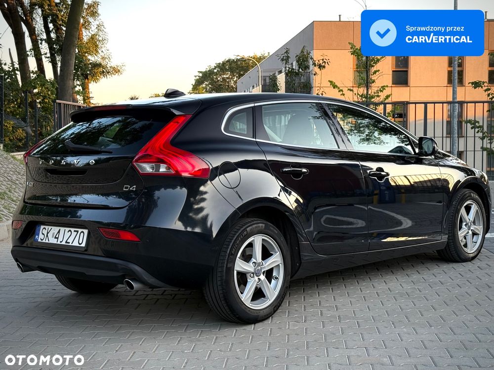 Volvo V40 D4 Drive-E Momentum - 9