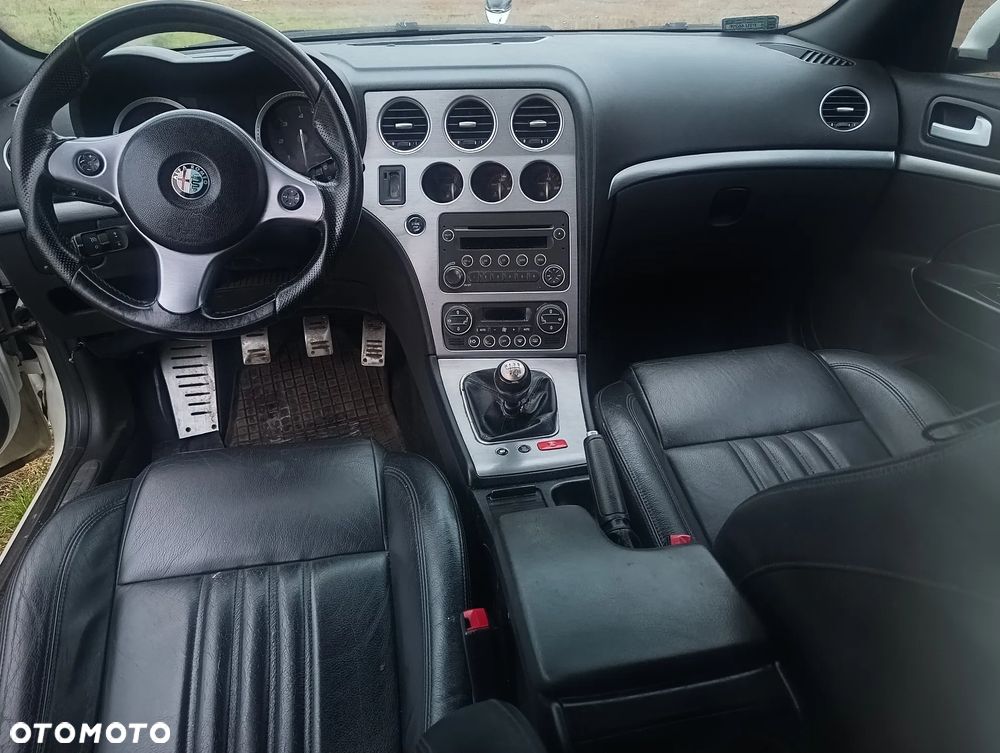 Alfa Romeo 159 1.9JTDM ti - 16