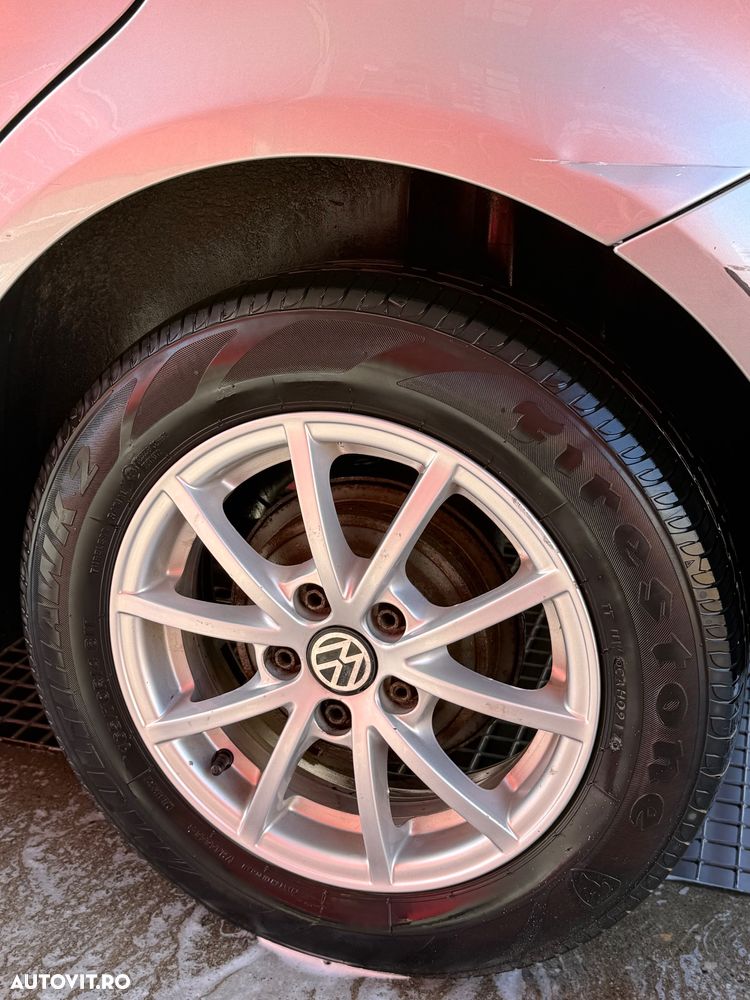 Volkswagen Polo - 13