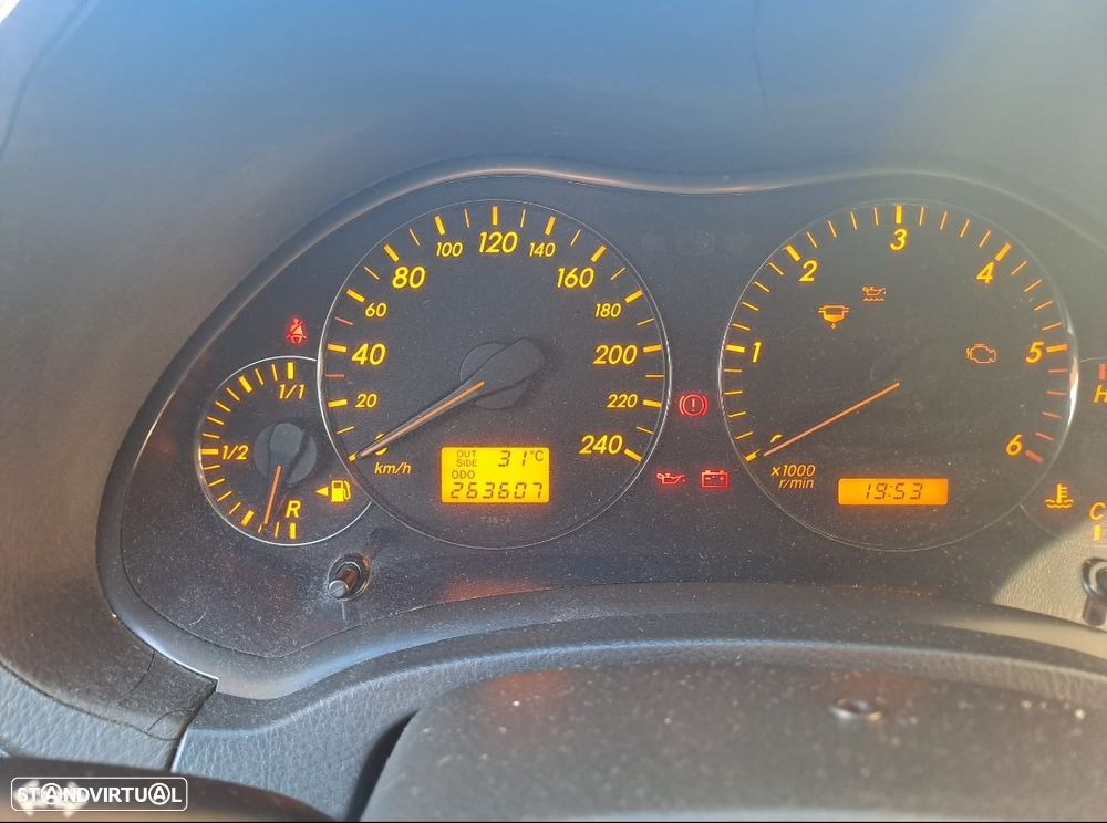 Toyota Avensis SD 2.0 D-4D Sol TA - 10