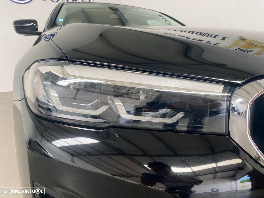 BMW 530 e - 43