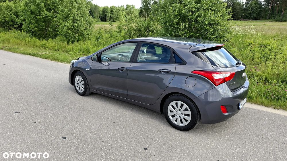 Hyundai i30 1.4 Trend - 8