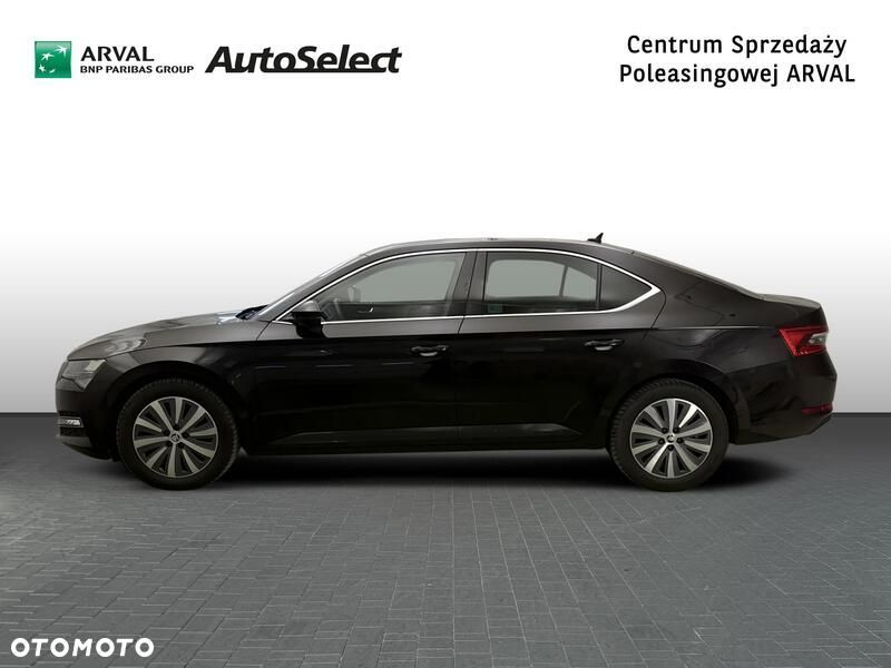 Skoda Superb 2.0 TDI SCR Style DSG - 3