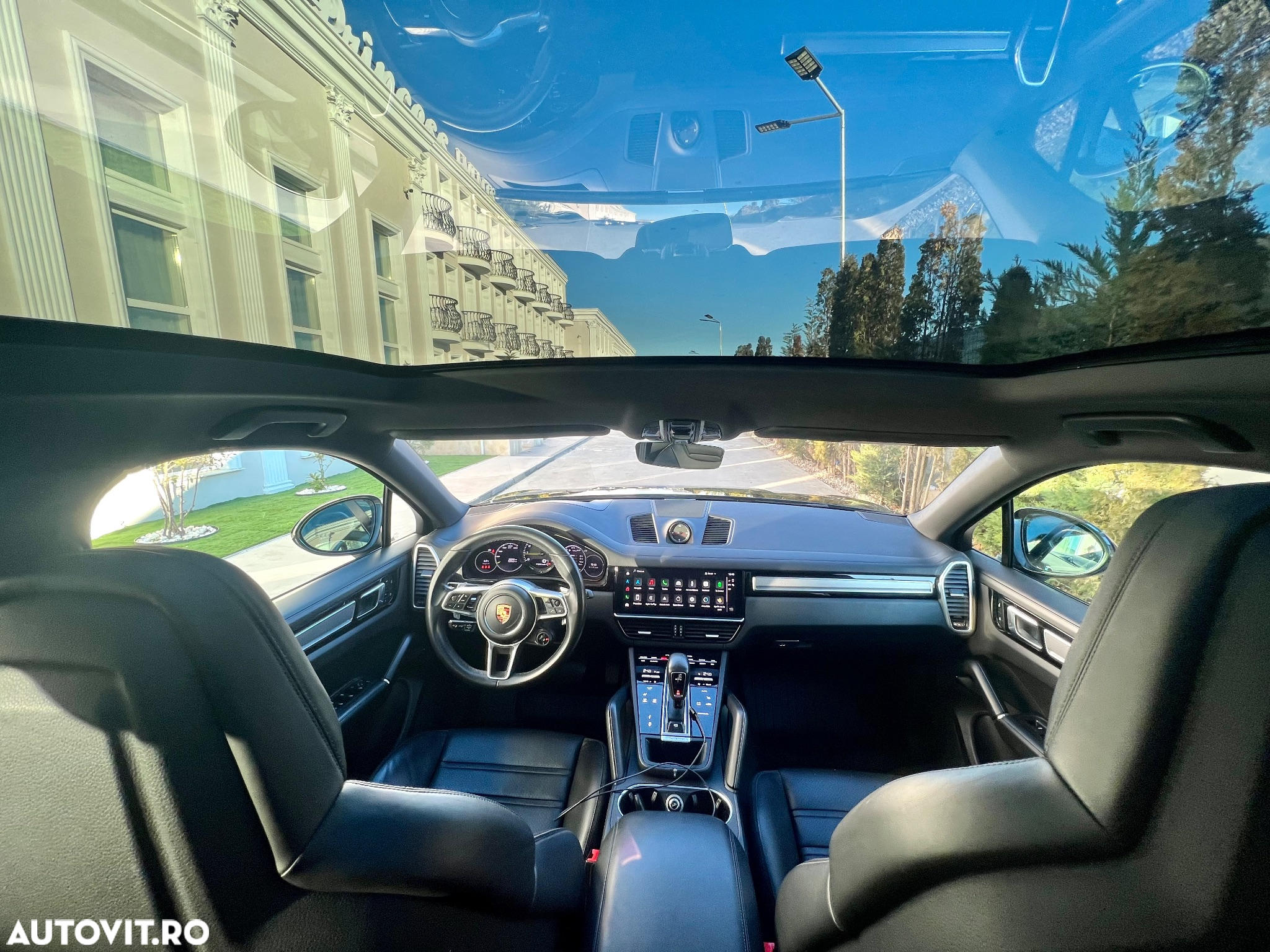Porsche Cayenne Coupe ver-e--hybrid-tiptronic-s-platinum-edition - 10