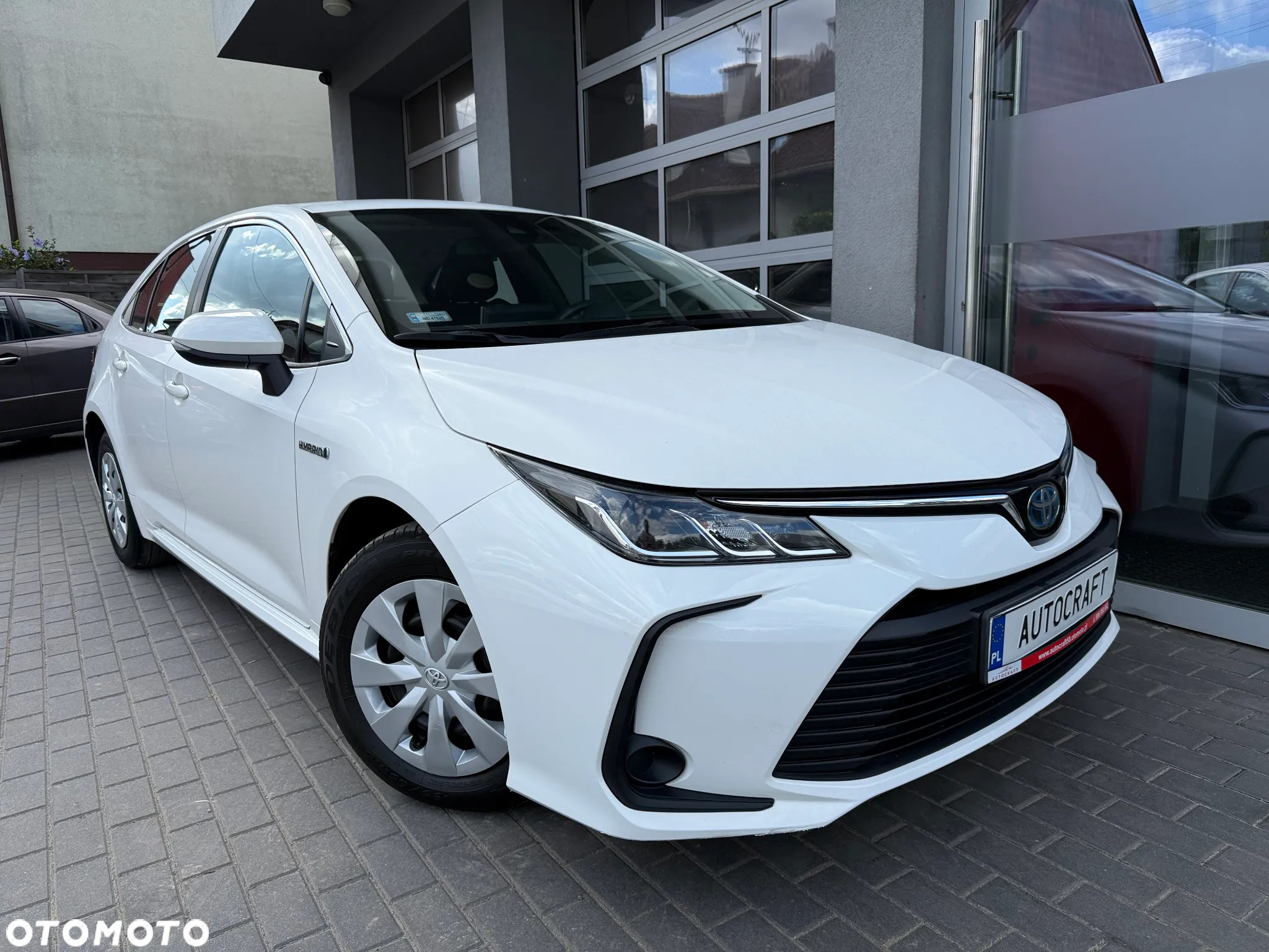 Toyota Corolla 1.8 Hybrid Comfort - 12