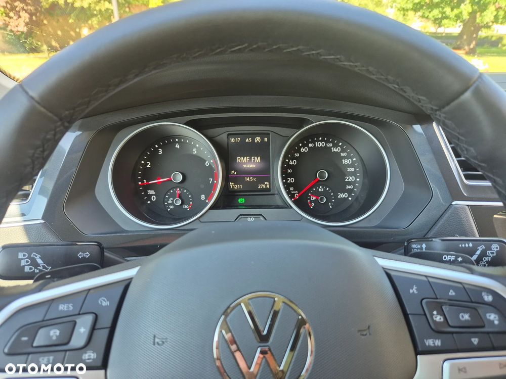 Volkswagen Tiguan - 6