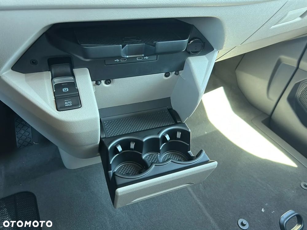 Volkswagen Multivan 2.0 TDI L2 Edition DSG - 32