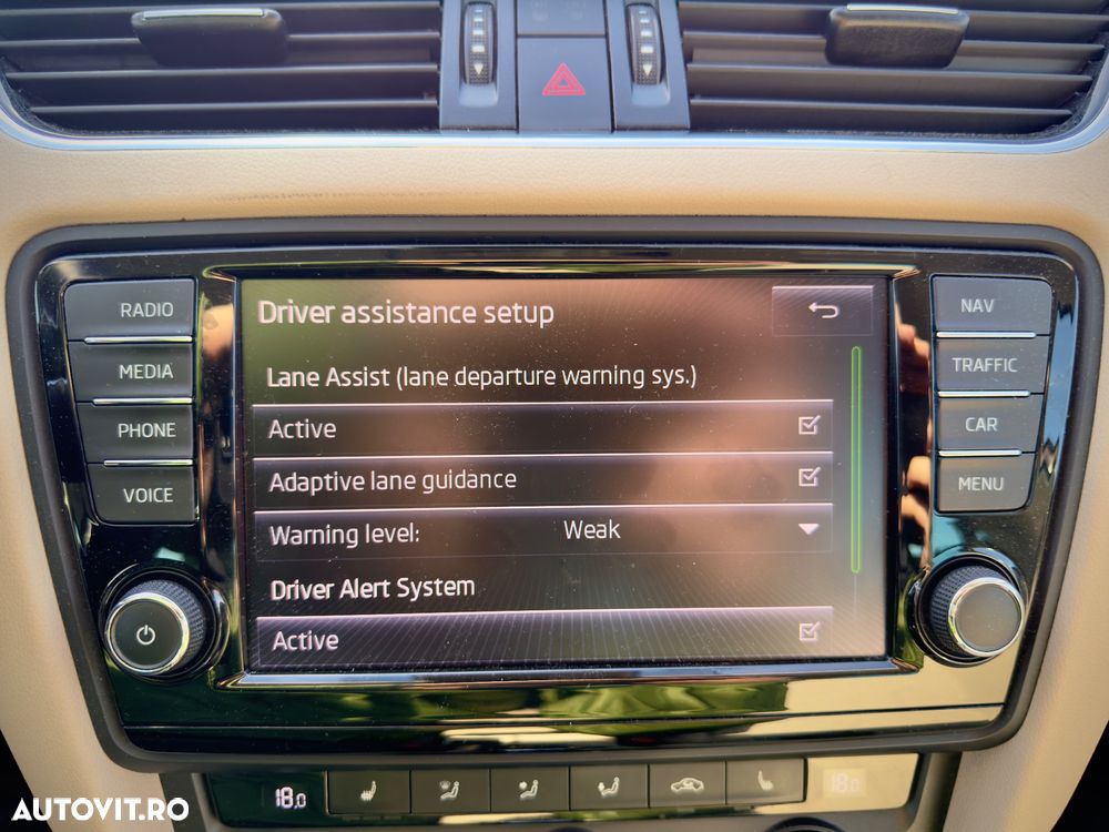 Skoda Octavia 1.4 TSI ELEGANCE DSG - 21