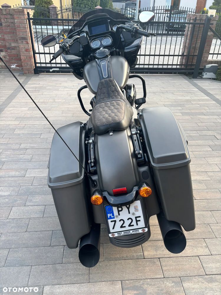 Harley-Davidson Touring Road Glide - 3