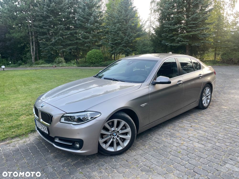 BMW Seria 5 525d Luxury Line - 1