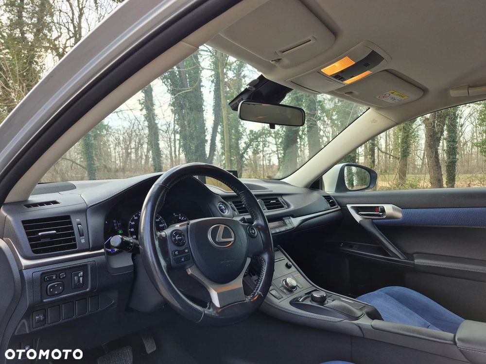 Lexus CT Impression Line - 13