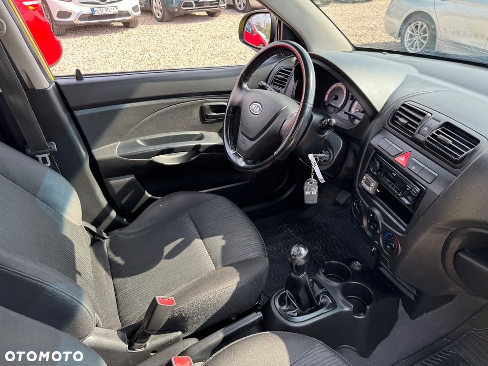 Kia Picanto - 5