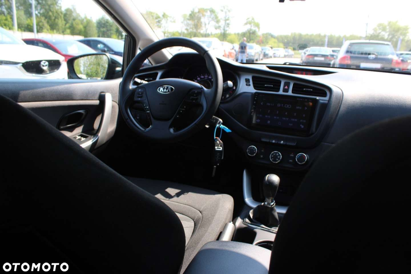 Kia Ceed - 25