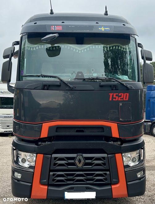 Renault T520 GLOB XXL AUTOMAT RETARDER FULLSPOJLERY ACC MOTOR:13L XENONY LED LODÓWKA SKÓRA 2xALUTANK EURO 6 2016 ŁADNA - 2