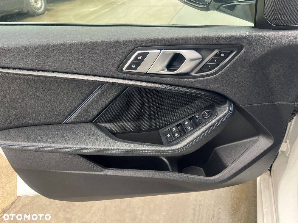 BMW Seria 2 220i M Sport - 21