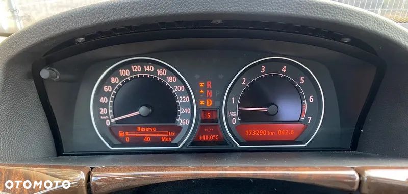 BMW Seria 7 740i L - 16