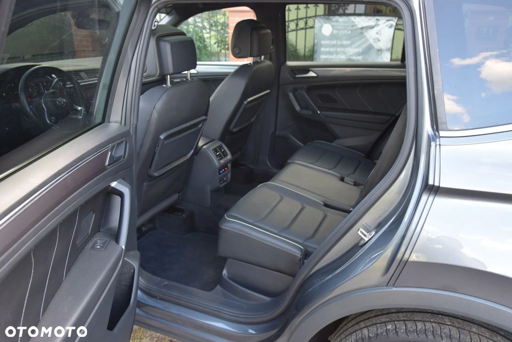 Volkswagen Tiguan Allspace 2.0 TDI R-Line DSG - 16
