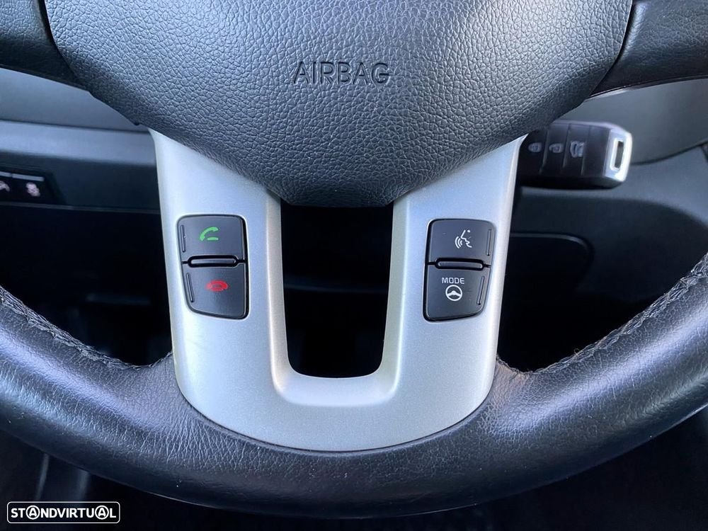 Kia Sportage 1.7 CRDI ISG Prime - 24