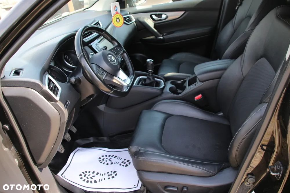 Nissan Qashqai 1.3 DIG-T N-Connecta - 12
