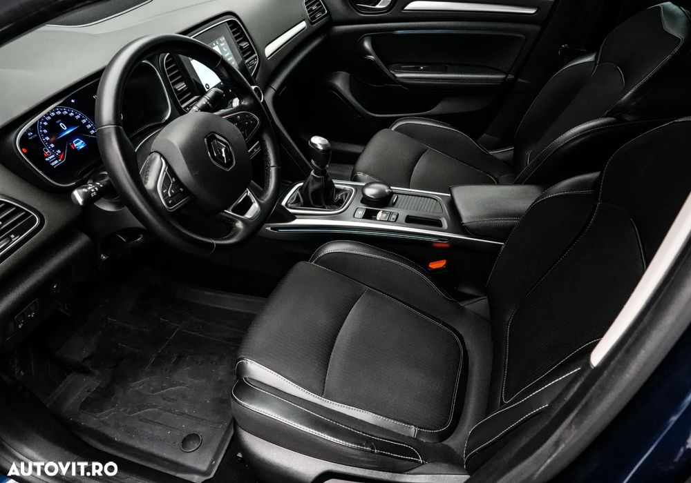 Renault Megane Blue dCi 115 Authentic - 11