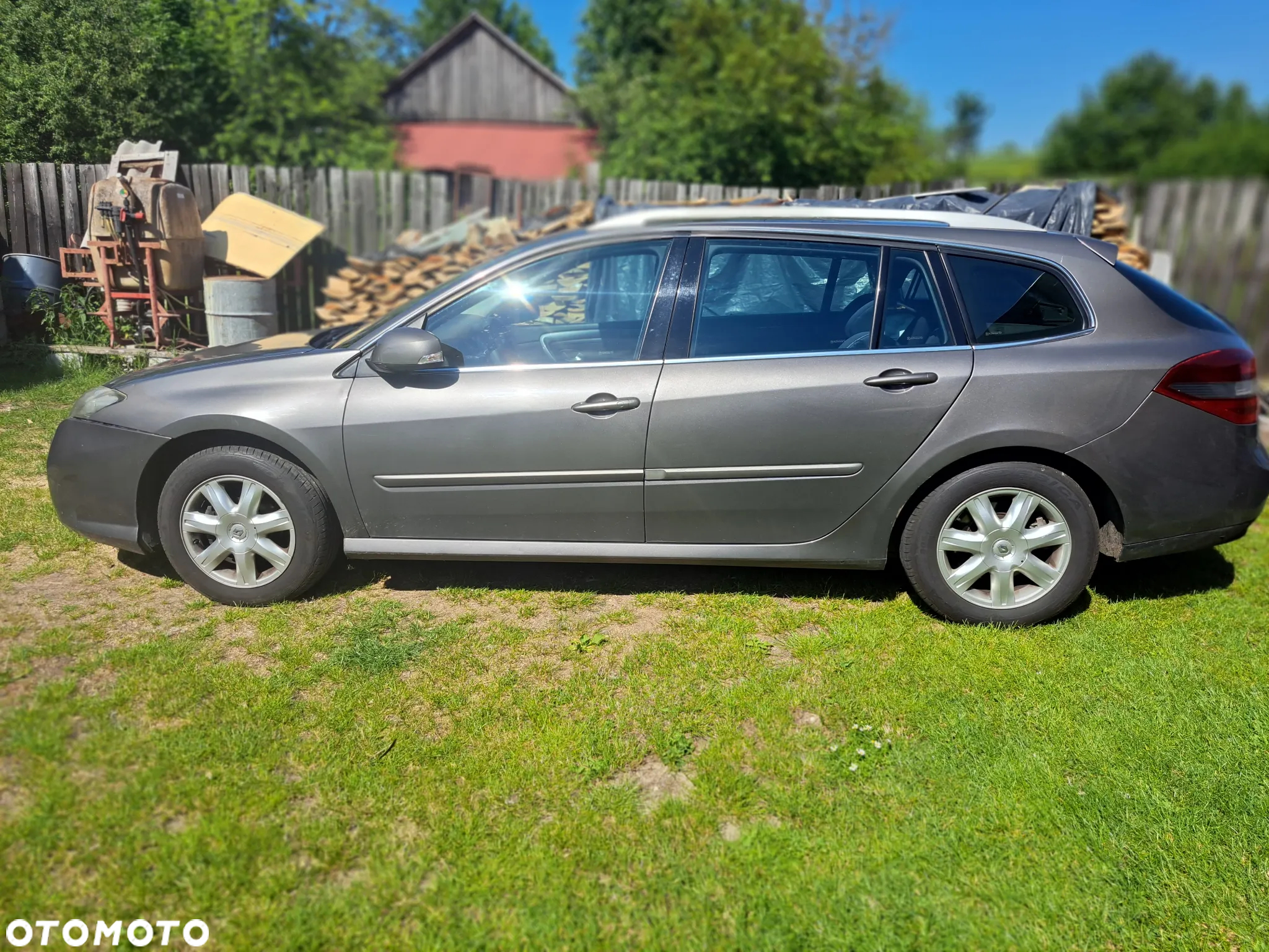Renault Laguna 1.5 dCi Authentique - 4