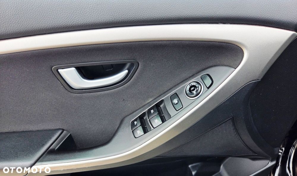 Hyundai i30 1.6 GDI Comfort - 23