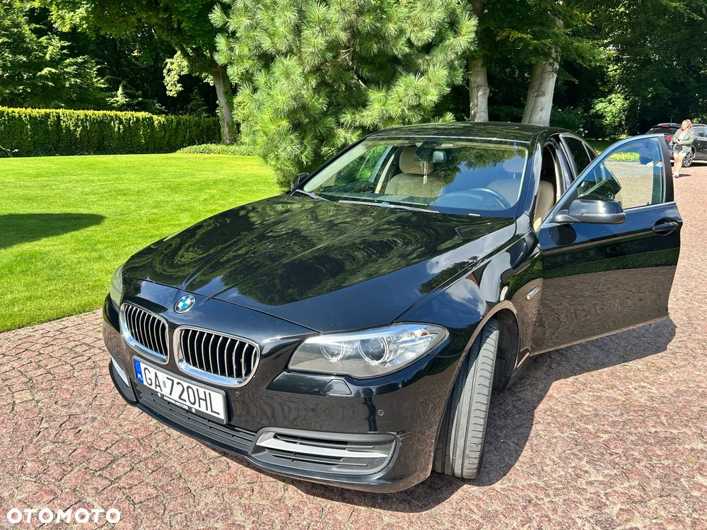 BMW Seria 5 520d xDrive - 1
