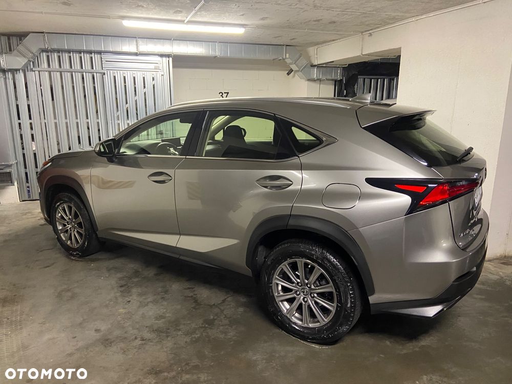 Lexus NX 300 Comfort AWD - 4
