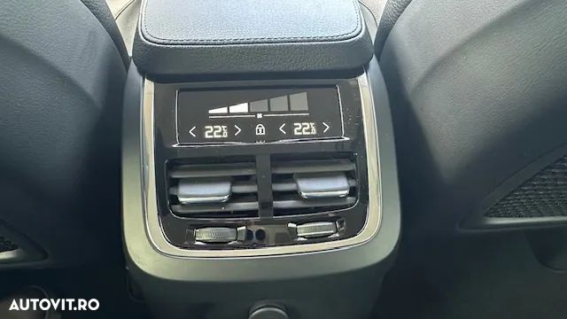 Volvo XC 90 Recharge T8 eAWD R-Design Expression - 27