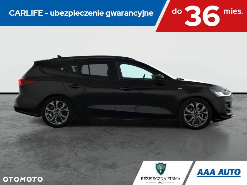 Ford Focus SW - 8