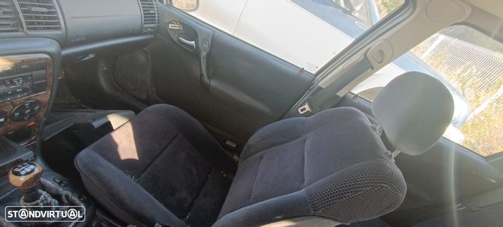 Opel Vectra Caravan - 8