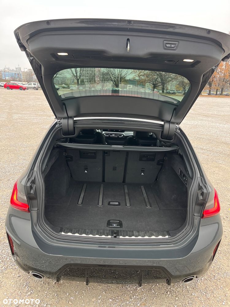 BMW Seria 3 320d M Sport Shadow - 32