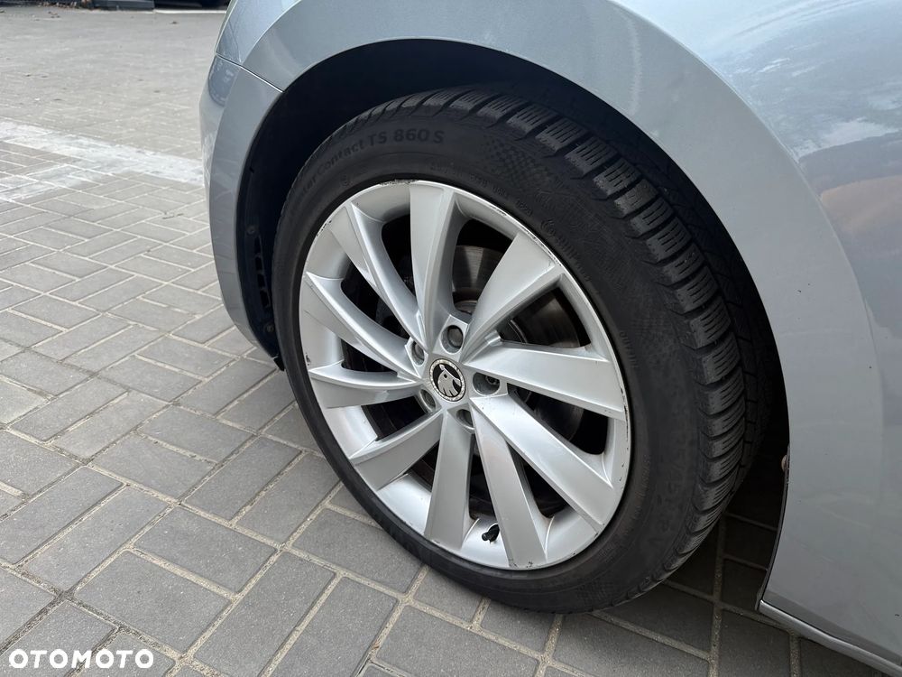 Skoda Superb 2.0 TDI Style DSG - 10