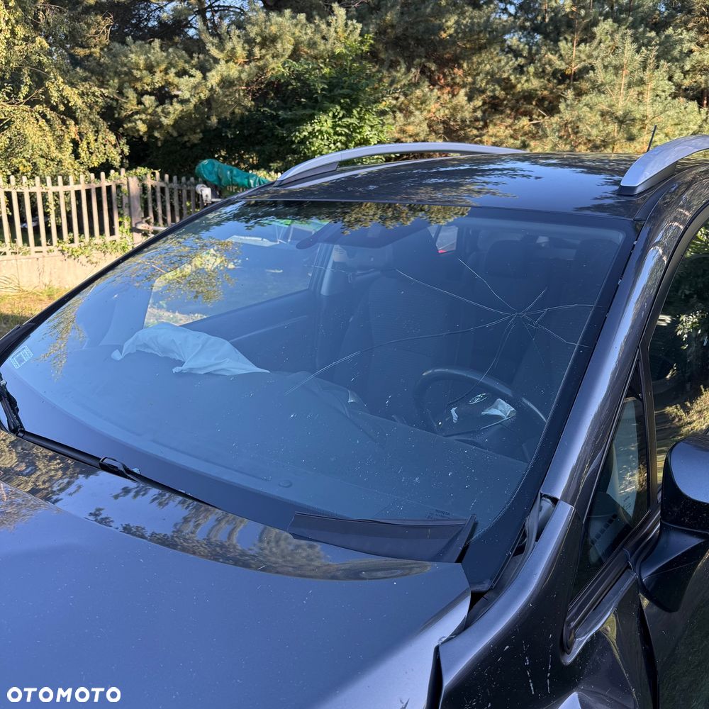 Toyota Verso 1.8 Premium 7os - 9