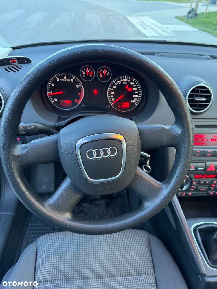 Audi A3 Sportback - 11