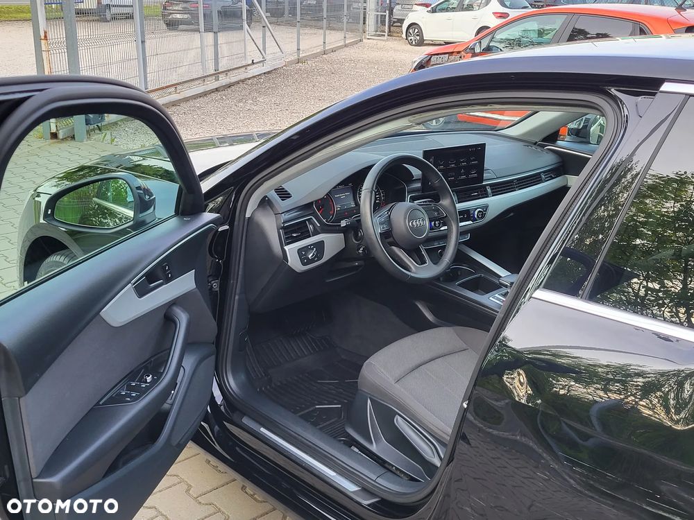 Audi A4 Limousine 35 TFSI mHEV Advanced S tronic - 7