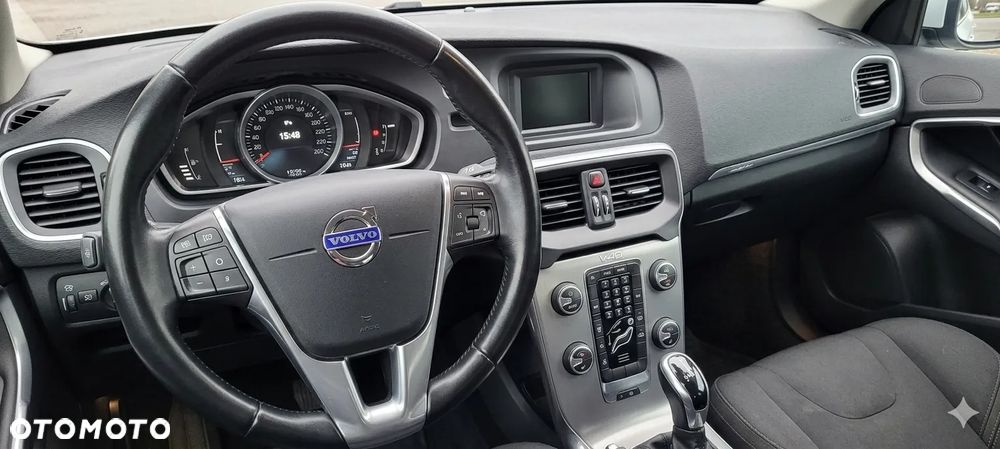 Volvo V40 T3 Kinetic - 6