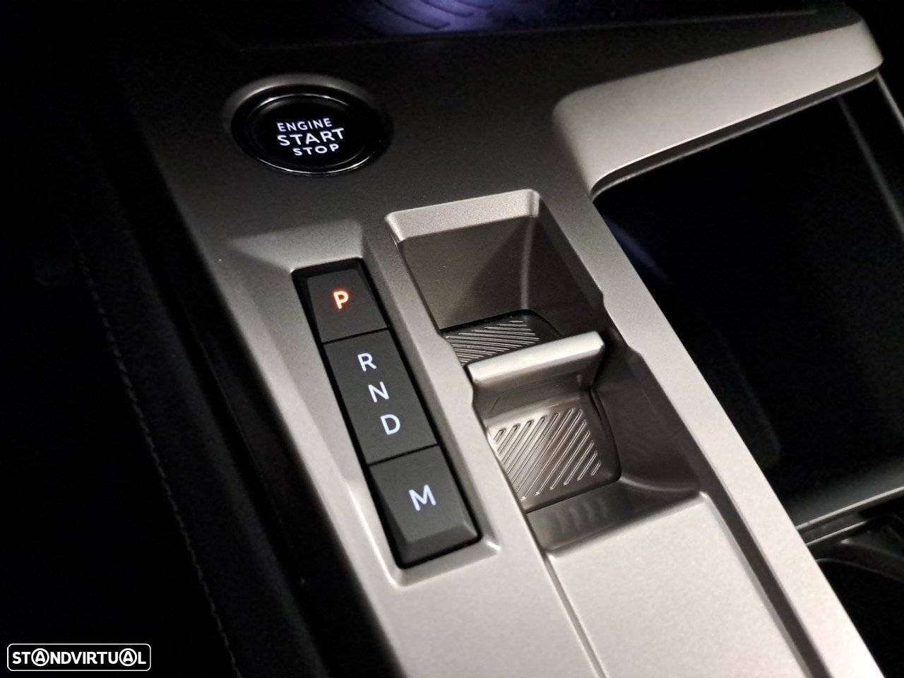 Peugeot 408 1.2 PureTech Allure EAT8 - 22