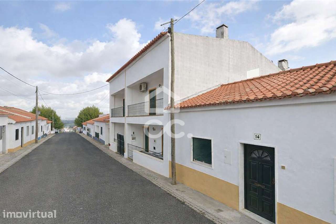 Moradia Unifamiliar T3 c/ Quintal | Viana do Alentejo, Évora - Grande imagem: 3/6