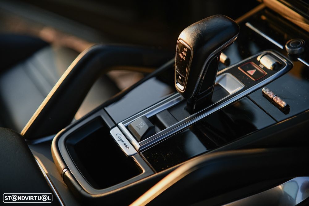 Porsche Cayenne Turbo - 4