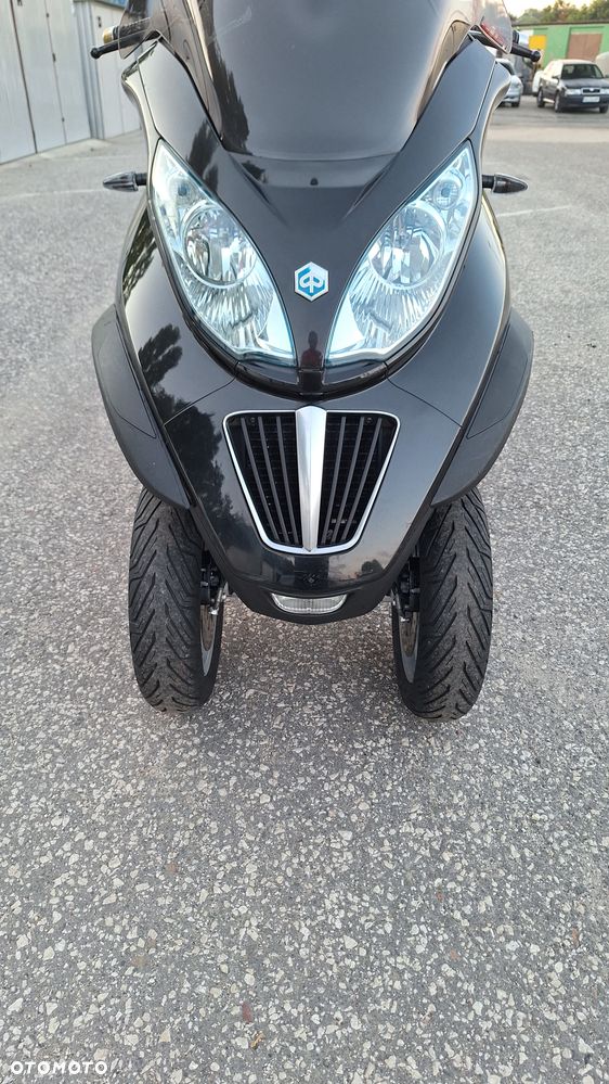 Piaggio MP-3 - 20