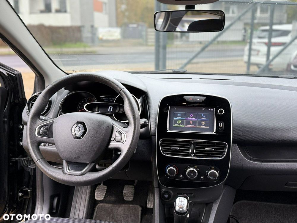 Renault Clio - 30