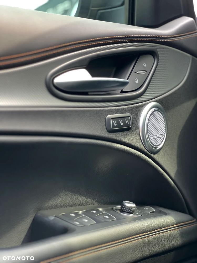 Alfa Romeo Stelvio 2.0 Turbo Intensa Q4 - 8